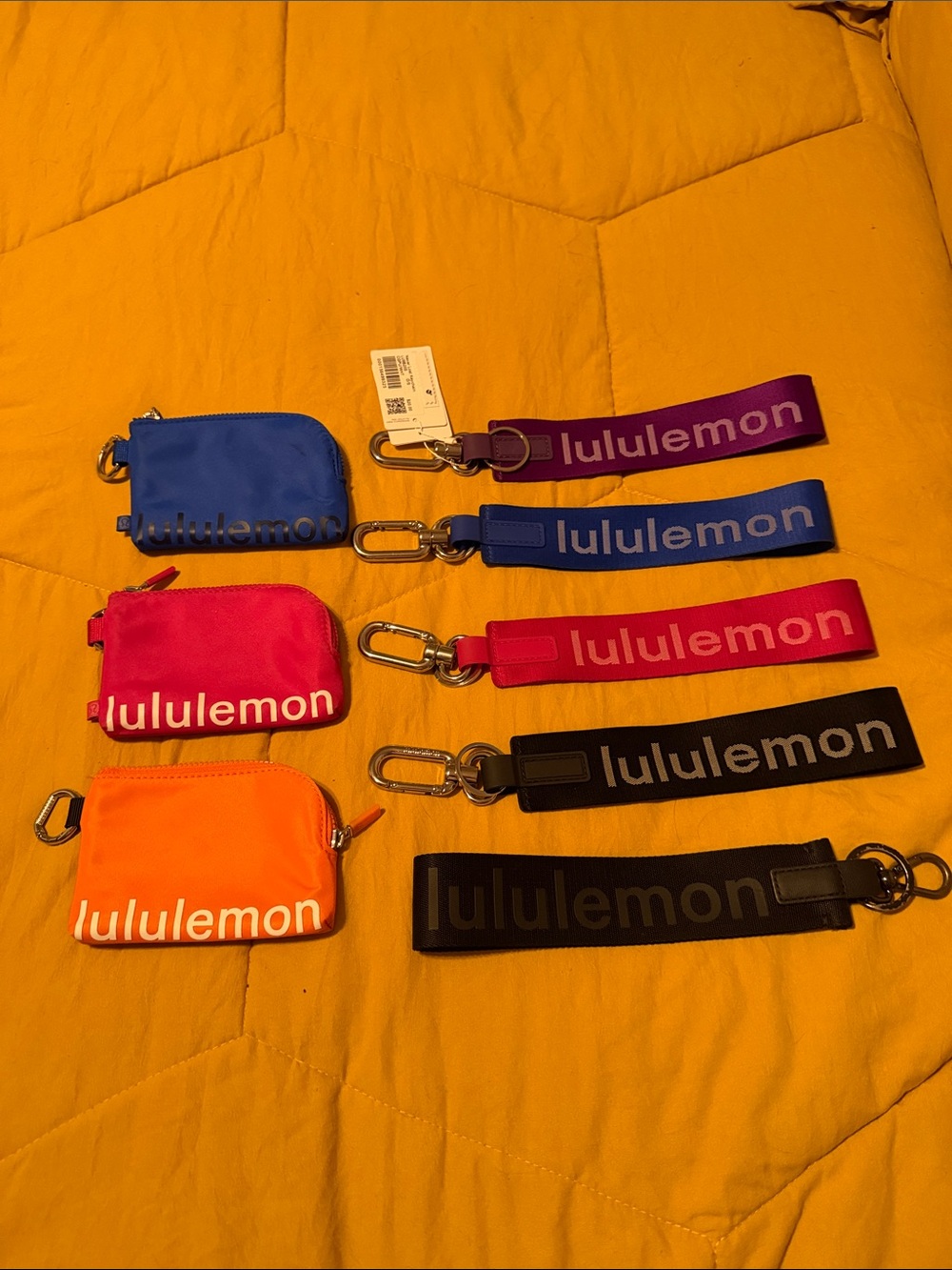lululemon lot, clippable pouch’s and never lost keychain